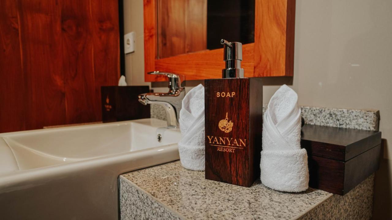 Yanyan Resort Ubud Exterior photo