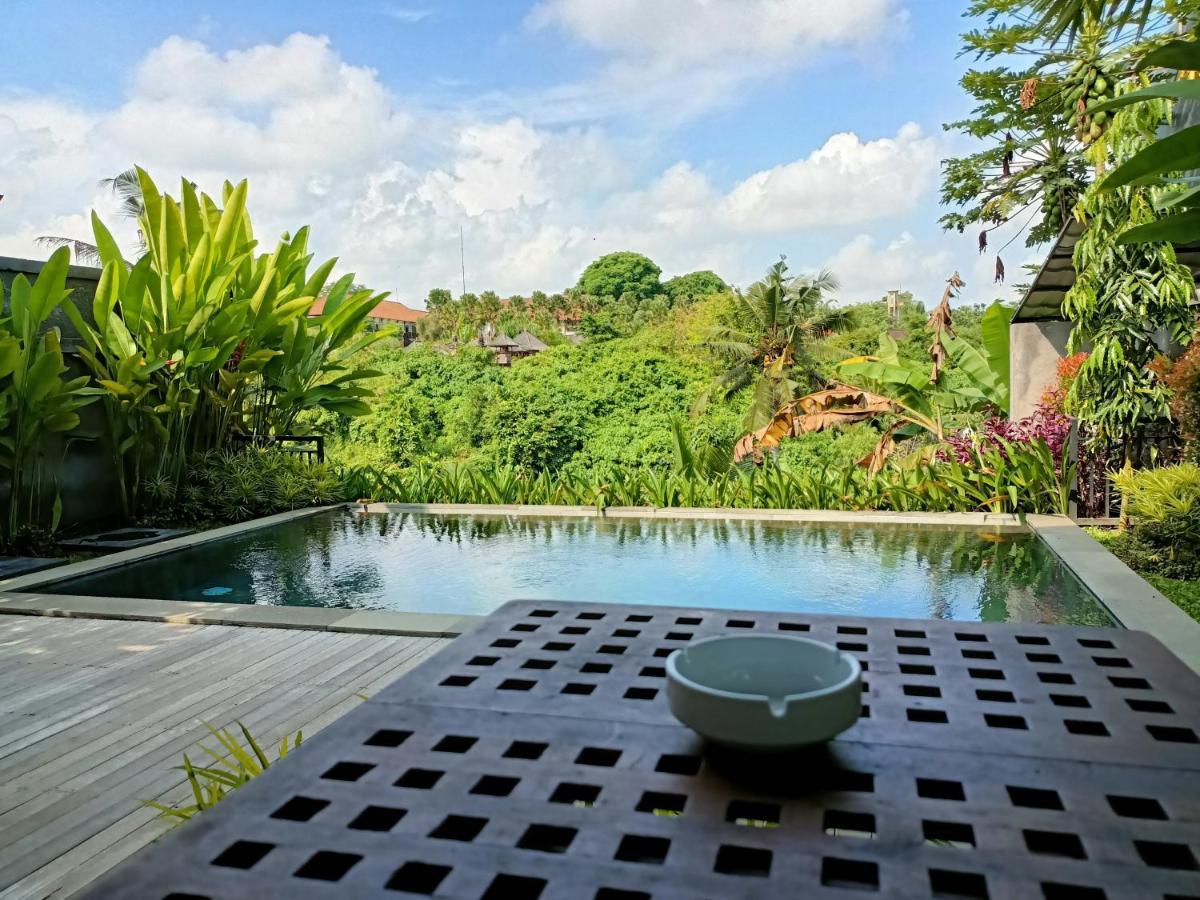 Yanyan Resort Ubud Exterior photo